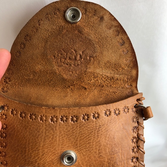 Vintage Hand-Tooled Leather Costa Rican Purse - Picture 6 of 7